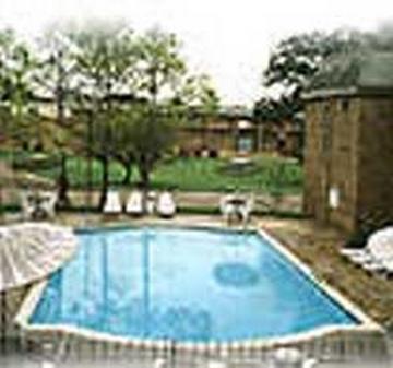 Best Western Old Main Lodge Waco Buitenkant foto